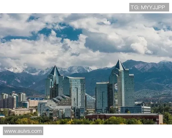 足球中亚的崛起与发展探讨：从历史到未来的全景分析